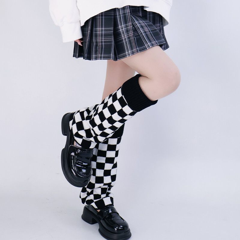 Black White Checkered Leg Warm - Boot Sock Slouchy reseña y precio