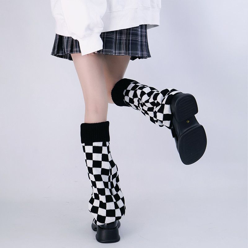 Black White Checkered Leg Warm - Boot Sock Slouchy reseña y precio