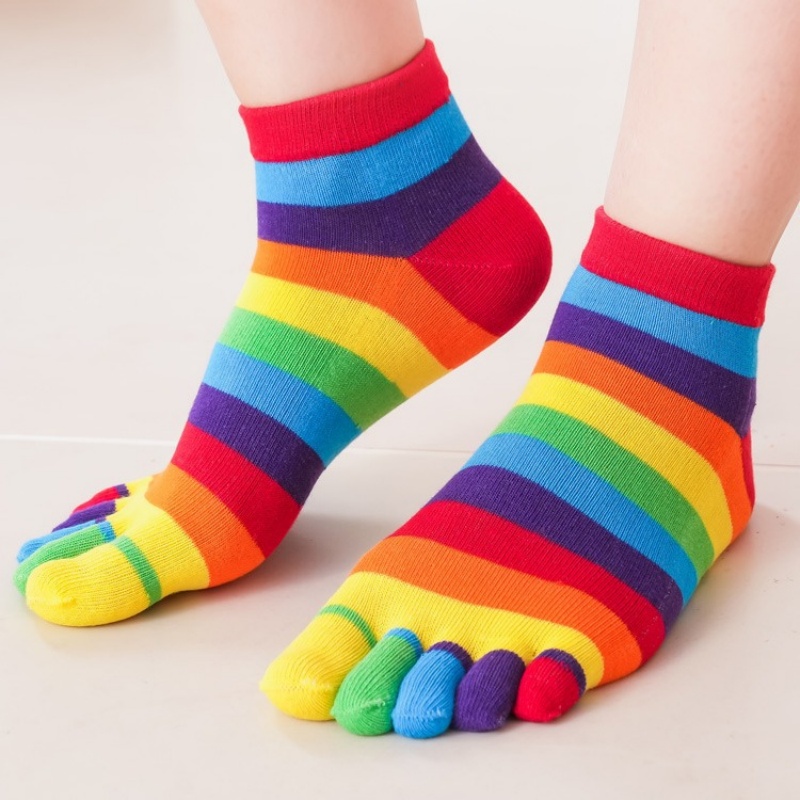 Women's Socks Rainbow Striped  - Toe Sock Split reseña y precio